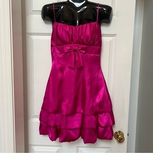 Magenta Pink Cocktail Party Dress Front Bow Layered Tiered A Line size 9 10 M